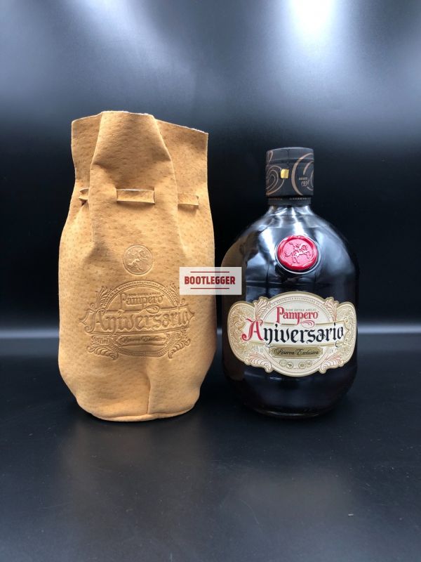 Pampero Aniversario, Leather Bag  0,7л