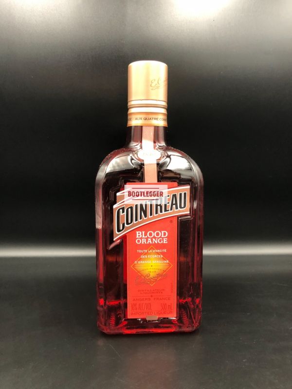 Cointreau Blood Orange 0,5л